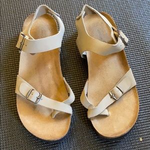 AE sandals